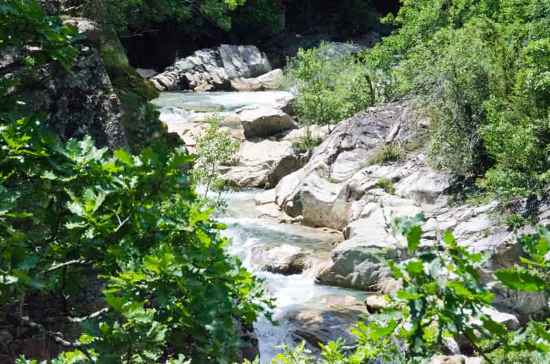 Huesca - valle de Gistau 4 - rio Cinqueta.jpg